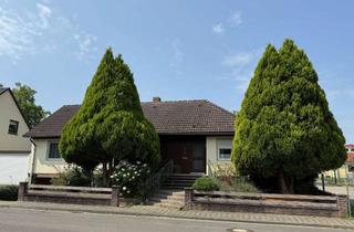 Haus kaufen in 37574 Einbeck, Wohnhaus mit Potenzial der Erweiterung in zentraler Lage von Einbeck