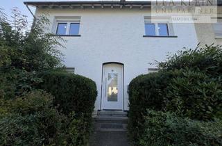 Haus mieten in 57074 Siegen, Doppelhaushälfte in Siegen-Kaan-Marienborn – 9 Zimmer, Garten, Balkon. Ideal für Familien