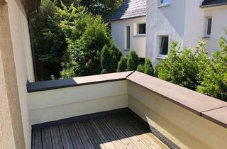 Immobilie mieten in Jahnstr. 16, 71032 Böblingen, Möbliertes Zimmer mit Balkon, Küchenzeile, Vollausstattung, Bad mit Dusche
