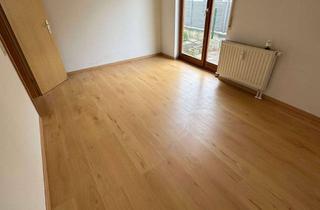 Wohnung kaufen in 73087 Bad Boll, Wohlfühlen in Bad Boll: Gepflegte 2,5-Zimmer-Wohnung mit Balkon