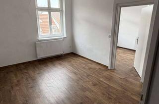 Wohnung kaufen in 06618 Naumburg, Sanierte 5 Zimmer Wohnung im Herzen von Naumburg