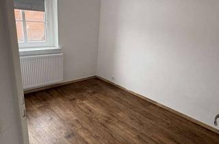 Wohnung kaufen in 06618 Naumburg, Vermietete 2 Zimmer Wohnung in top Lage