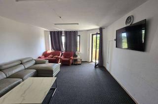 Wohnung kaufen in 31582 Nienburg, 4-Zimmer-Wohnung mit Aufzug und Balkon in Nienburg