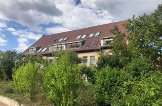 Wohnung kaufen in 14612 Falkensee, 2-Zi. Dachgeschosswohnung dicht an Berliner Stadtgrenze mit PKW Stellplatz