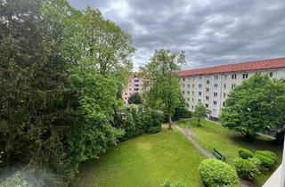 Wohnung kaufen in Leonrodplatz, 80637 Neuhausen-Nymphenburg, Provisionsfrei | 3 Zimmer Wohnung | fantastischer Blick ins Grüne | Zw. Olympiapark und Rotkreuzpl.