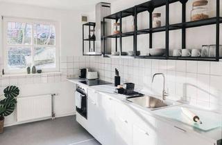 Wohnung mieten in 10965 Kreuzberg, Ein Schlafzimmer in einer 2-Zimmer-Wohnung (101 m²) im Bergmannkiez ab sofort bis zum 15. Dezember.