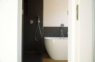 Wohnung mieten in 73760 Ostfildern, Stilvolle, frisch sanierte 4-Zimmer-Wohnung mit Balkon Einbauküche, Kaminofen & großem Garten