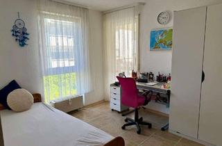 Wohnung mieten in 71364 Winnenden, Möblierte helle 3-Zimmerwohnung mit Balkon und Tiefgarage