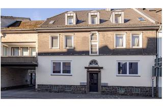 Wohnung mieten in Beringhauser Straße, 59872 Meschede, Ansprechende und sanierte 4-Zimmer-Erdgeschosswohnung mit Balkon in Meschede