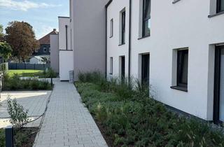 Wohnung mieten in Thüler Straße 1a, 33154 Salzkotten, Schöne Neubau Wohnung mit Garten