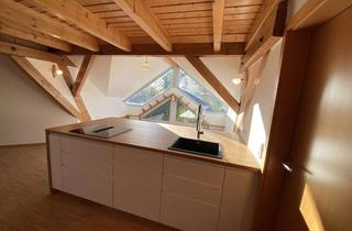 Wohnung mieten in Hinter Der Mühle, 72582 Grabenstetten, Grosszügige 3,5 Zi Wohnung mit Küche