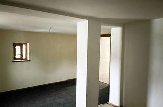 Haus kaufen in 08451 Crimmitschau, 4-Seitenhof mit Weide