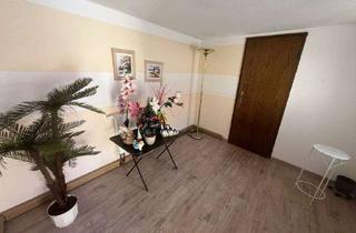 Haus kaufen in 06295 Lutherstadt Eisleben, Gepflegtes EFH mit 98m² Wohnfläche auf 2.980m² Grundstück. Garagen. Nebengebäude als Ferienwohnung