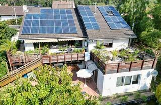 Haus kaufen in 67317 Altleiningen, Großzügiges Wohnhaus mit drei Einheiten, großem Garten & Photovoltaikanlage in Altleiningen.