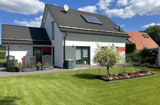 Haus kaufen in Alte Fuhrherrenstr. 12a, 38678 Clausthal-Zellerfeld, Freistehendes Einfamilien-Energieeffizienzhaus von 2018 in bester Lage von Buntenbock