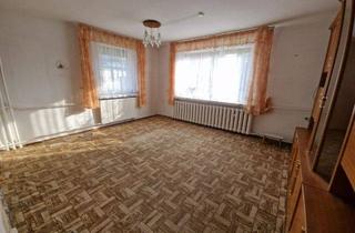 Einfamilienhaus kaufen in 09337 Callenberg, Schönes kleines Haus zum Sanieren in Callenberg