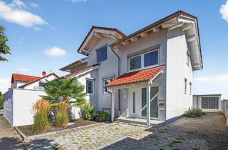 Haus kaufen in 76689 Karlsdorf-Neuthard, Karlsdorf-Neuthard - Gepflegtes 1-2-Familienhaus mit großzügigem Wohnkomfort in Karlsdorf-Neuthard