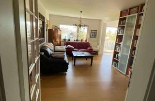 Wohnung kaufen in 75417 Mühlacker, Exklusive 4-Zimmer-Wohnung mit gehobener Innenausstattung mit Balkon in Mühlacker