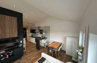 Wohnung kaufen in 86529 Schrobenhausen, Stilvolle 1,5-Zimmer-DG-Wohnung mit Balkon und außergewöhnlicher Raumhöhe