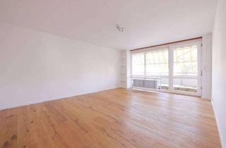 Wohnung kaufen in 82178 Puchheim, Großzügige top gepflegte 3 Zi. Wohnung in ruhiger und gepflegter Wohnanlage