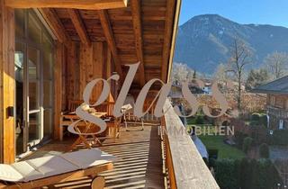 Wohnung kaufen in 83700 Rottach-Egern, Ein Statement am Tegernsee – Design-Dachgeschoss mit Zweitwohnsitz in Bestlage