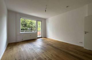 Wohnung kaufen in Alt-Buckow, 12349 Buckow, Renovierte Hochparterre Wohnung mit Balkon und schönem Blick ins Grüne, ruhig und zentral Alt-Buckow