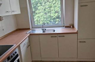 Wohnung mieten in Rendsburger Straße 339, 24537 Gartenstadt, Freundliche und gepflegte 2,5-Raum-Wohnung mit EBK in Neumünster