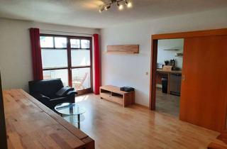 Wohnung mieten in Innstraße 82a, 94036 Passau, Gepflegte 2-Raum-Wohnung mit Einbauküche, Balkon und Innblick in Passau