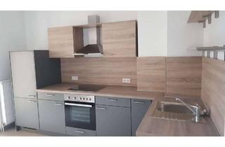 Wohnung mieten in Böllberger Weg 19, 06110 Südliche Innenstadt, Schick sanierter Altbau, Einbauküche mit Spüler, Bad mit Möbeln , Holzfenster , Laminat und Fliesen