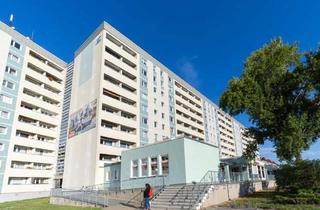 Wohnung mieten in Moskauer Straße 18, 39218 Schönebeck, frisch sanierte 1- Raum Wohnung mit Aufzug sucht neuen Mieter!