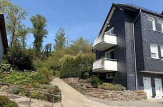 Wohnung mieten in 51789 Lindlar, 2-Zimmer-Dachgeschosswohnung mit Balkon in ruhiger, zentrumsnaher Lage von Lindlar