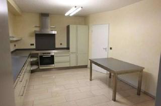 Wohnung mieten in 52511 Geilenkirchen, Schöne 4-Zimmer-Wohnung mit Einbauküche in Geilenkirchen an ruhige Mieter zu vermieten!
