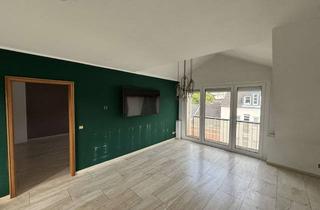 Wohnung mieten in Wielsgäßchen, 53115 Poppelsdorf, Stilvolle, gepflegte 3-Raum-DG-Wohnung mit gehobener Innenausstattung mit Balkon in Bonn
