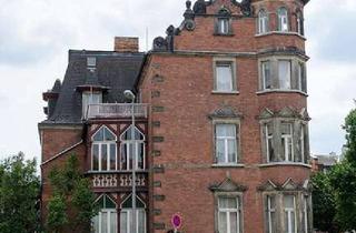 Wohnung mieten in Leopoldstr., 95444 City, Sanierte, großzügige, repräsentative, Stadtwohnung