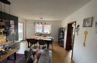 Wohnung mieten in Heuweg, 67489 Kirrweiler, Helle, gut geschnittene 4-Zimmer-Wohnung mit Balkon in Kirrweiler