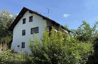Wohnung mieten in 85461 Bockhorn, Schön geschnittene, gepflege und helle 3-Zimmer-DG-Wohnung mit Garten und Carport in 3-Part.haus