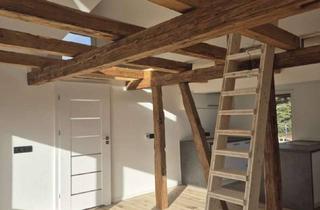 Wohnung mieten in 72135 Dettenhausen, Exklusive 1,5-Zimmer-Maisonette-Wohnung mit geh. Innenausstattung mit Balkon und EBK in Dettenhausen