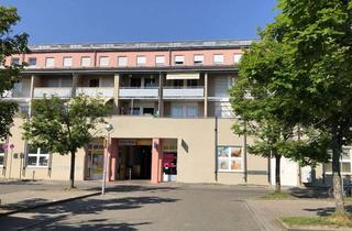 Wohnung mieten in Neisser Straße 14, 76139 Waldstadt, Teilmöblierte 1-Raum-Wohnung mit Balkon in Waldstadt Zentrum