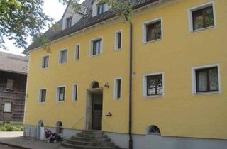 Wohnung mieten in Chiemseestr. 34, 83278 Traunstein, Schöner Wohnen auf gut 100qm: Großzügige 4-Zi.-Wohnung für Sie renoviert!