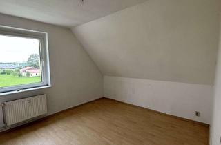 Wohnung mieten in Todenhäger Straße 6a, 18320 Ahrenshagen-Daskow, 2-Raum-Wohnung mit Laminat, Tageslichtbad und Dusche
