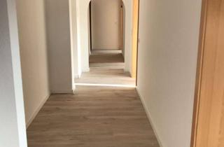 Wohnung mieten in 74676 Niedernhall, Sanierte, schöne 2,5-Zimmer-Wohnung mit Einbauküche und Terasse in Niedernhall