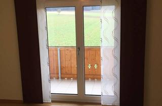 Wohnung mieten in Am Heiliggrund 14, 86633 Neuburg, Gepflegte 3-Zimmer-Dachgeschosswohnung mit Balkon und Einbauküche in Neuburg a.d. Donau