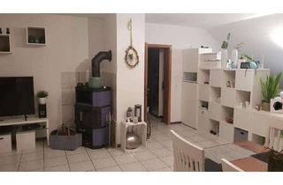 Wohnung mieten in 32816 Schieder-Schwalenberg, Gemütliche Dachgeschosswohnung mit Balkon in Schieder zu vermieten.