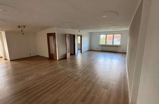 Wohnung mieten in Neßstraße 27, 21720 Guderhandviertel, Helle und großzügige 4-Zimmer-Wohnung mit Blick auf die Lühe in Guderhandviertel