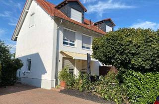 Doppelhaushälfte kaufen in Kirchweg, 64390 Erzhausen, Exklusive Doppelhaushälfte in Erzhausen - seltene Gelegenheit am Feldrand