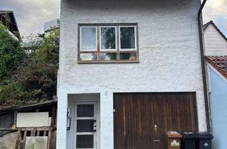 Doppelhaushälfte kaufen in 74211 Leingarten, Charmante Doppelhaushälfte mit anliegendem Baugrundstück in zentraler Lage
