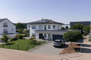 Einfamilienhaus kaufen in 86381 Krumbach, NEUWERTIG.ENERGIEEFFIZIENT.NATURNAH. - KFW-40+ Einfamilienhaus mit ELW und imposanten Außenbereich!