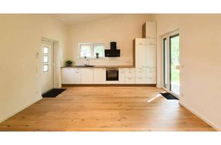 Haus kaufen in 04460 Kitzen, Erstbezug - Wohnen direkt am Park - Altbauresidenz mit Stil für Individualisten / Haus / Bungalow