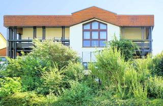Haus kaufen in Heidelberger Straße 50, 69221 Dossenheim, Großzügiges Wohnen in gehobenem Ambiente mit viel Luft und Licht in bester Lage von Dossenheim