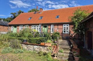 Bauernhaus kaufen in 19348 Pirow, Fantastisches Bauernhaus / Vierseiten-Hof mit weitläufigem Garten